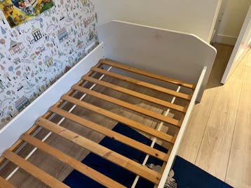 Houten bed 90x200 gratis ex matras