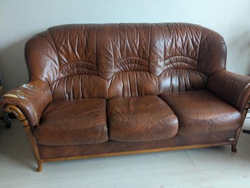 Gratis ophalen 2- en 3 zitsbanken bruin