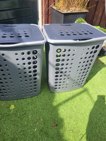 Twee curves wasmanden