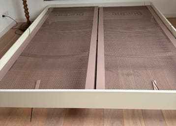 Twee handverstelbare Auping spiraalbodems 200x90