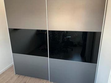 Kast gratis af te halen - bxhxd 216x210x50 cm