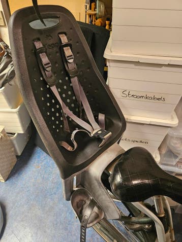 Yepp kinderzitje met gebroken gesp