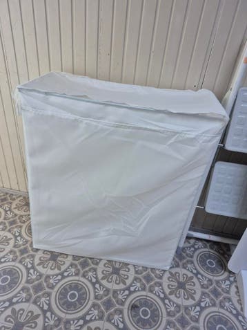 Gratis IKEA wasmand met deksel - Wit