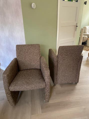 4 stoelen met wieltjes - gratis af te halen