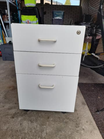 GRATIS ladekastje op zwenkwielen