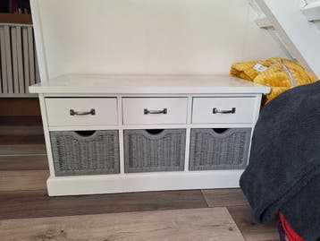 Ladekast met lichte gebruiksporen (100x45x51cm)