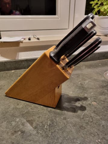 Messenblok met diverse messen - Keukenbenodigdheden