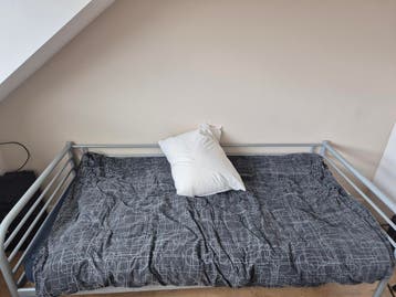 Bedframe 90x200 cm