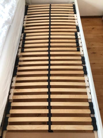 Lattenbodem 80x200, zgan. Gratis af te halen.