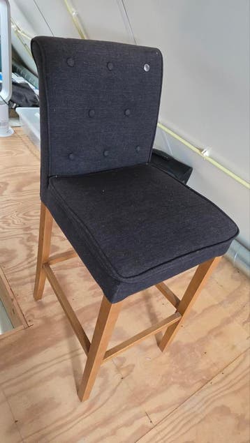 Twee Riviera Maison barkrukken