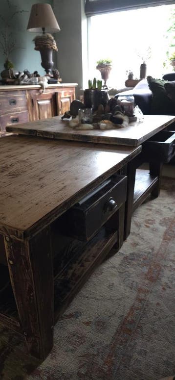 Houten salontafel met lades