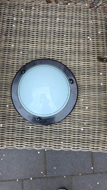 Zwarte plafondlamp rond