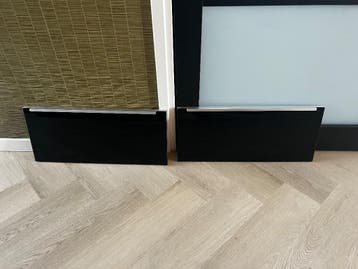 2 IKEA besta ladefrontjes 60x26