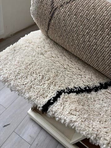 Kleed 157x230 cm - Gebruikt, schoongemaakt en gratis af te h