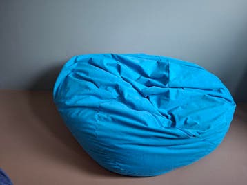 Mooie blauwe zitzak, gratis ophalen