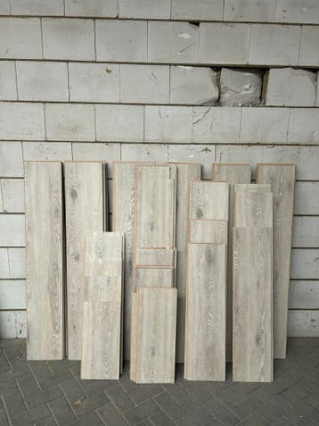 Gratis grijs laminaat - ca. 22m2 - Ophalen