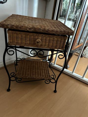 Rieten Bijzettafel met Lade - Vintage Look