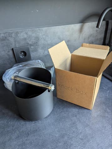 Koffie prullenbak afklopbak