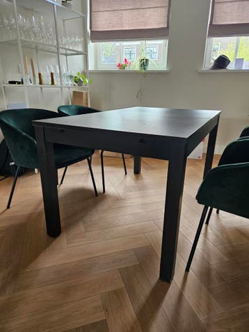 Eettafel (IKEA) uitschuifbaar