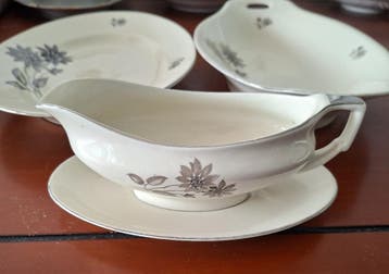 Gratis ophalen vintage sauskom met schalen