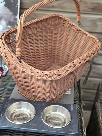 Fiets Mandje gratis Voor de boodschappen of klein hondje