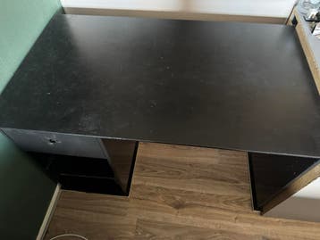 IKEA bureau origineel wit, zwart geverfd. 120x70x70 GRATIS!