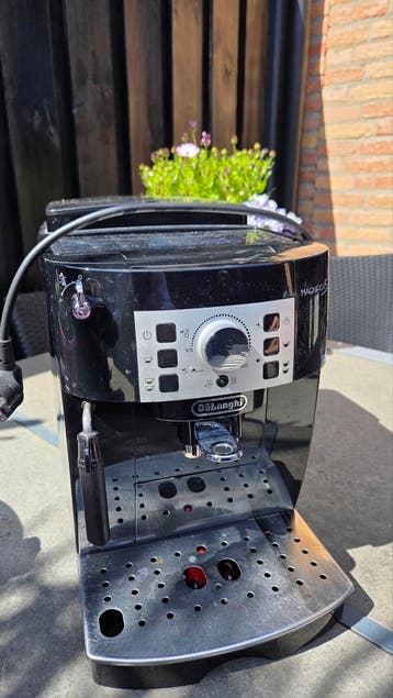 GRATIS Koffiemachine De'Longhi Magnifica S