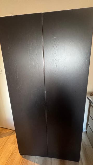 Pax kast zwart GRATIS