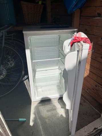 Tafelmodel koelkast in goede staat ophalen in nieuwvliet