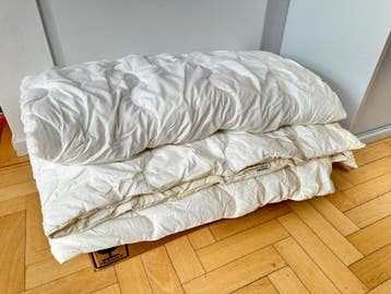 Gratis - Twee persoons Dekbed 2 x 2.40 m