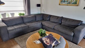 Hoekbank, donkergrijs, redelijk zacht