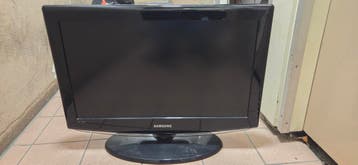 Samsung TV 26 inch