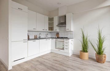 Complete Witte Hoekkeuken met Oven en ATAG Vaatwasser