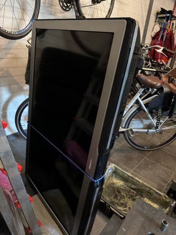 Philips 52” ambilight TV 52PFL9704, wrs scherm defect