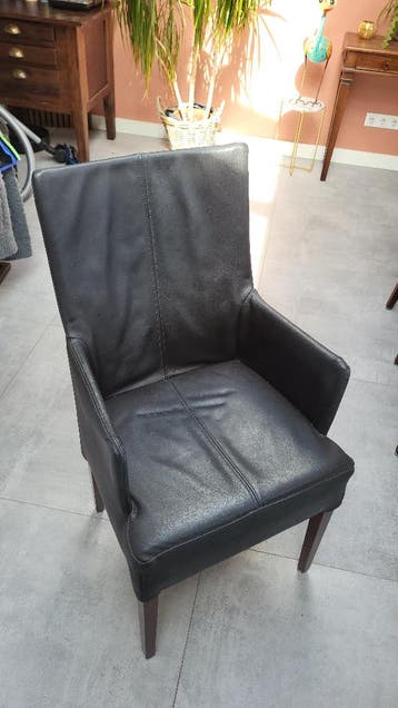 6 zwarte leren eetkamer stoelen