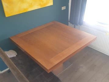 Vierkante tafel