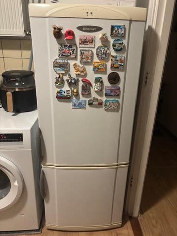 Koel- vriescombinatie / koelkast en vriezer gratis