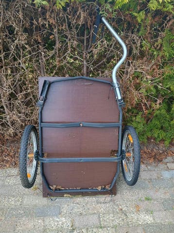 Fietsaanhanger (voor een zak drop)