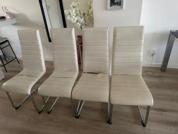 Gebruikte stoelen mag gratis weg