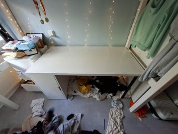 Bureau wit stevig 150 bij 75