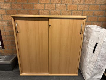 Schuifdeur Kast **Gratis af te halen**