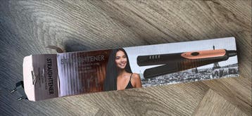 Gratis Stijltang (Elle) - Nieuw in doos