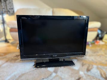 Sharp LC-37XD1E 37-inch Full-HD LCD