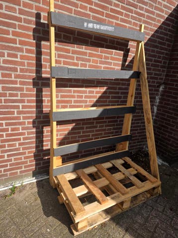 Houten opslagrek / houtopslag / palletrek