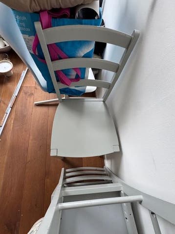 Set van 4 houten stoelen