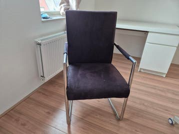 Gratis bruin stof stoel