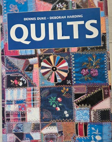 Groot Quilt Boek - 319 Blz. - 38x27x4 cm - Dennis Duke