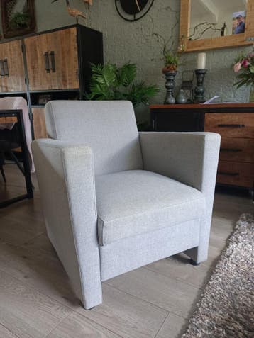 Grijze stoffen stoel - Gratis af te halen i.v.m. verhuizing