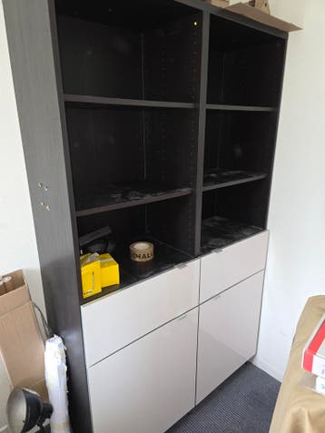 2 IKEA kasten met lades (1 op foto)