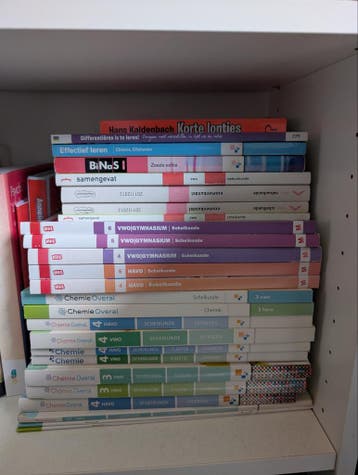 Les en studieboeken scheikunde